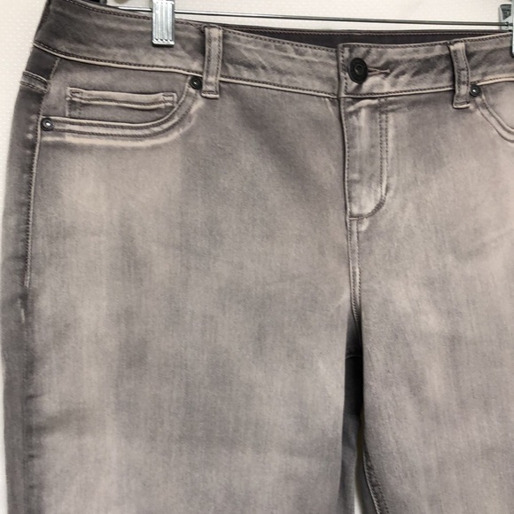 Maurice's Stretch Jeans - Picture 4 of 11